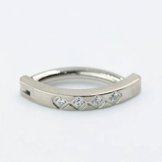piercing anneau nombril equilibre titane astm f136 strass geometriques studio helix
